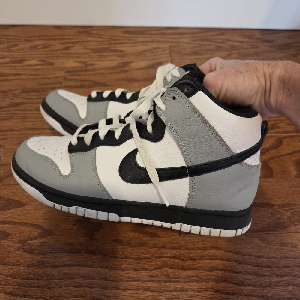 Nike Dunk High Top Sneakers Tennis Shoes Size 8